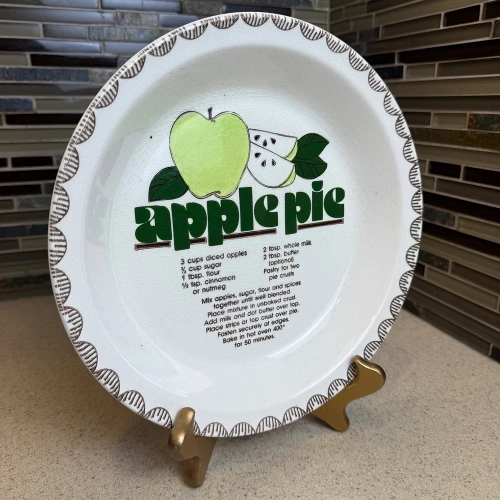 VTG 1970 Ceramic Apple Pie Recipe Dish 10